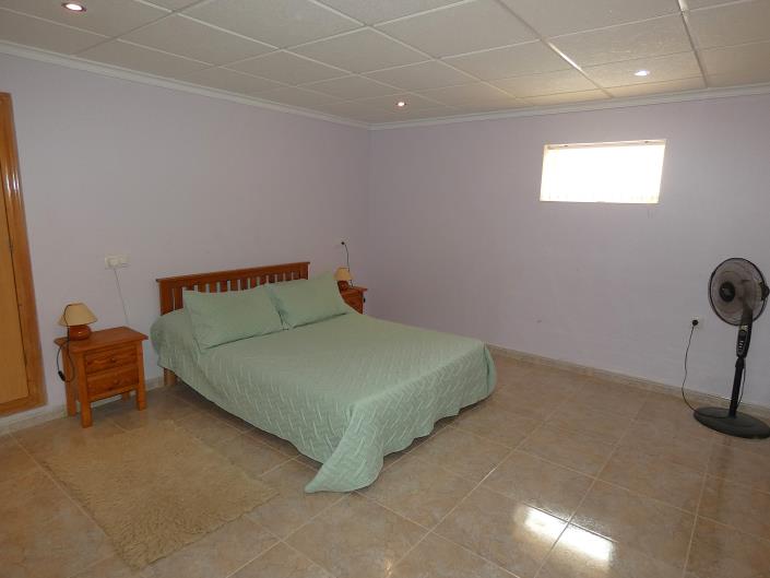 Image No.52-5 Bed Villa / Detached for sale