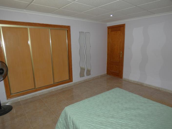 Image No.53-5 Bed Villa / Detached for sale
