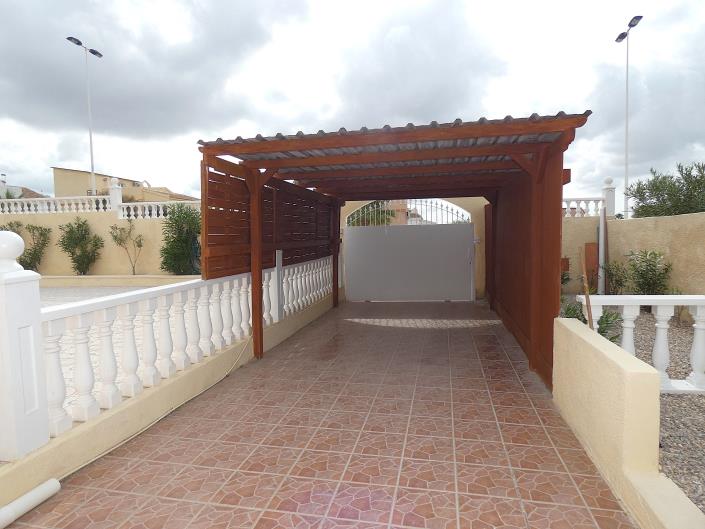 Image No.57-5 Bed Villa / Detached for sale