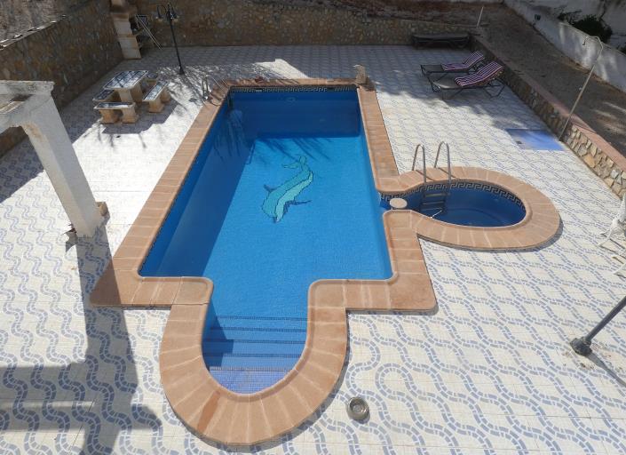 Image No.35-4 Bed Villa / Detached for sale