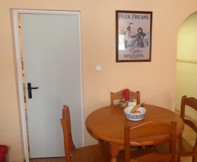 Image No.48-4 Bed Villa / Detached for sale