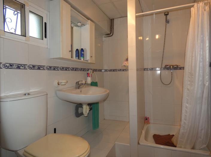 Image No.49-4 Bed Villa / Detached for sale
