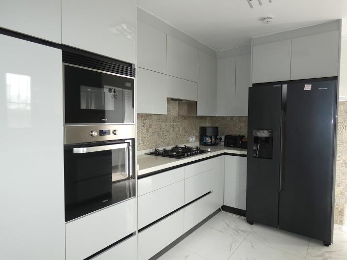Image No.27-3 Bed Villa / Detached for sale