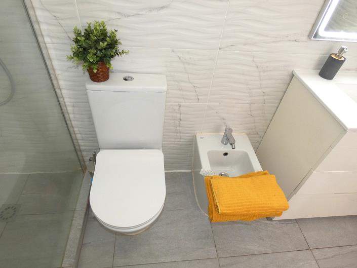 Image No.36-3 Bed Villa / Detached for sale