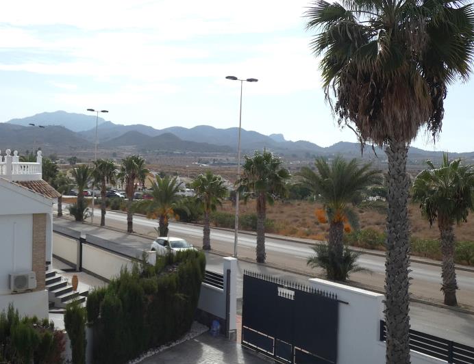 Image No.39-3 Bed Villa / Detached for sale