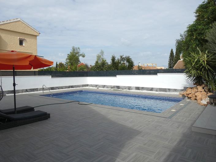 Image No.45-3 Bed Villa / Detached for sale