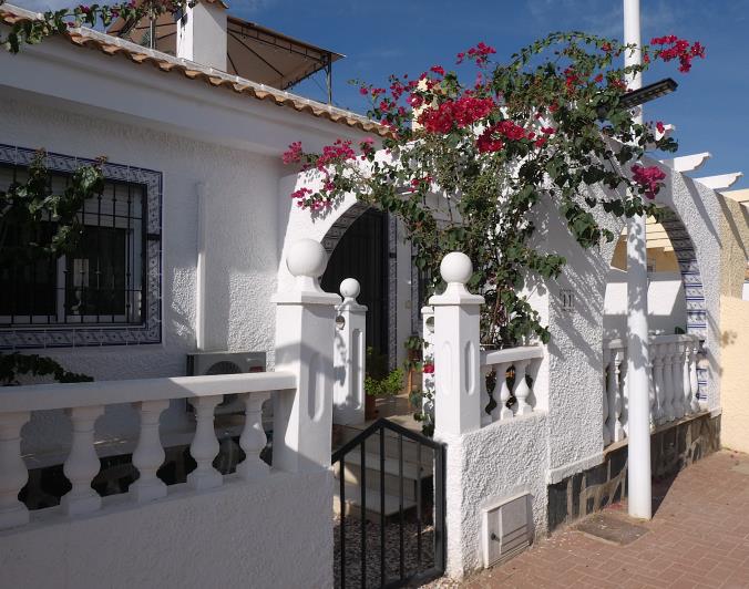 Image No.5-2 Bed House/Villa for sale