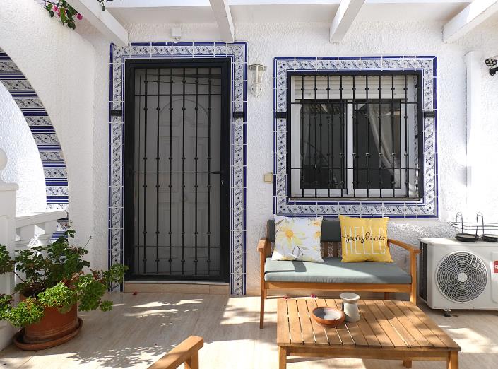 Image No.9-2 Bed House/Villa for sale