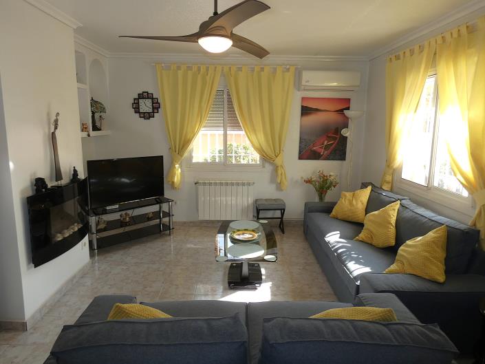 Image No.11-2 Bed Villa / Detached for sale