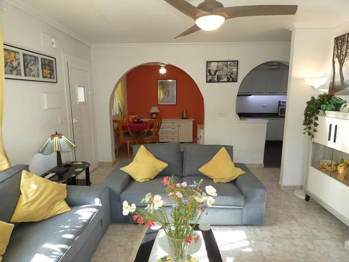 Image No.12-2 Bed Villa / Detached for sale