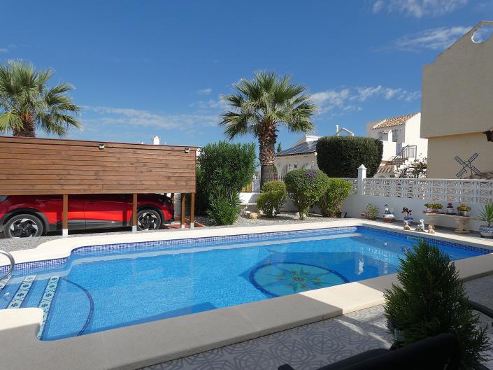 Image No.40-2 Bed Villa / Detached for sale