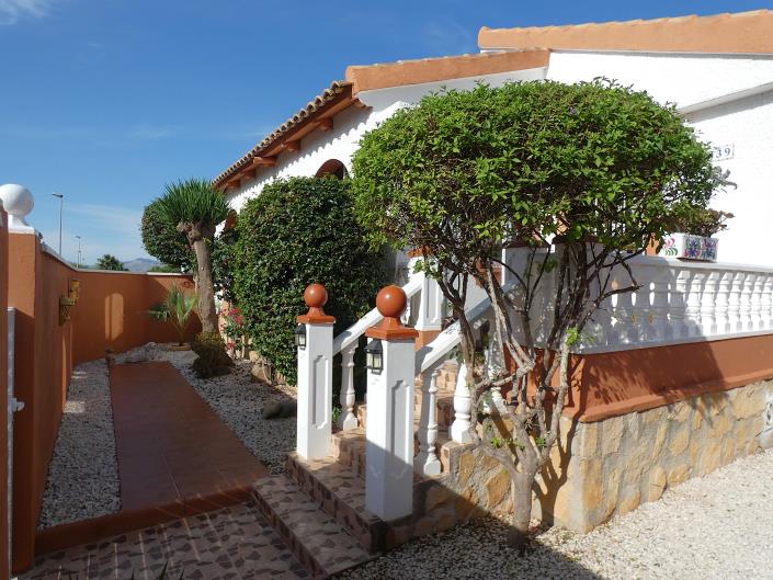 Image No.51-2 Bed Villa / Detached for sale