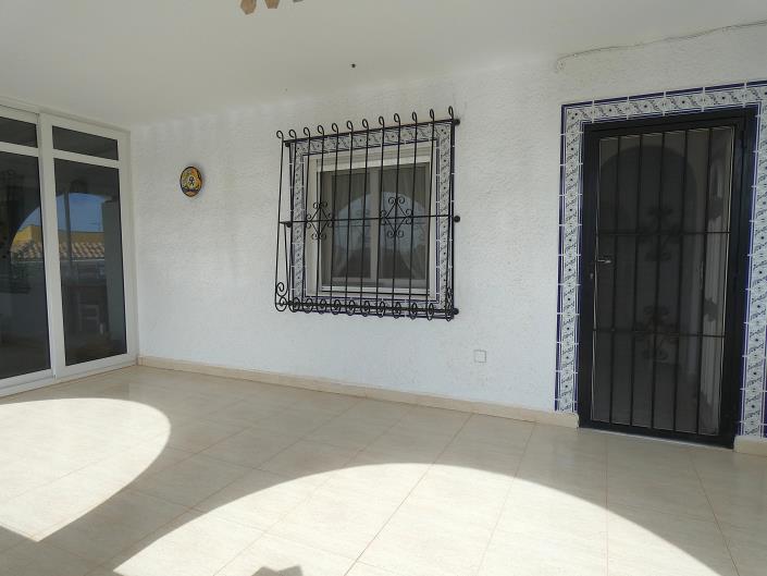 Image No.8-4 Bed Villa / Detached for sale