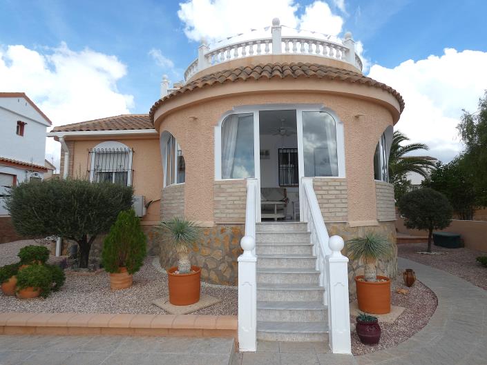 Image No.8-Villa / Détaché de 2 chambres à vendre