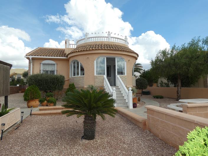 Image No.51-Villa / Détaché de 2 chambres à vendre