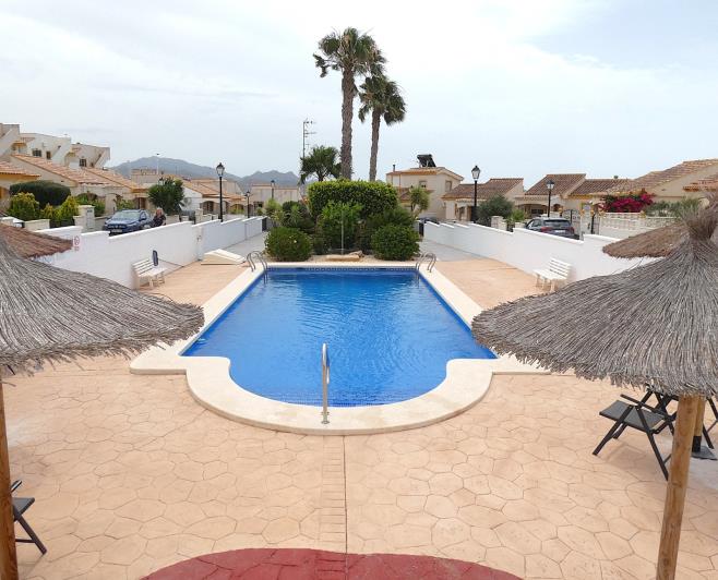 Image No.3-Villa / Independiente con 2 dormitorios en venta