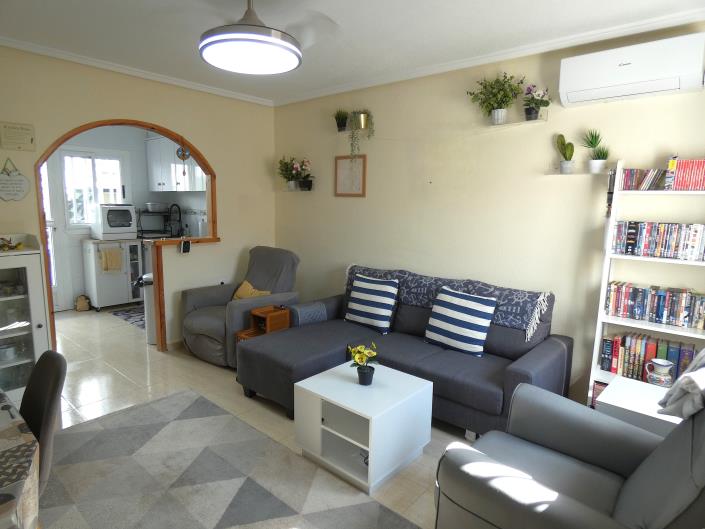 Image No.10-2 Bed House/Villa for sale
