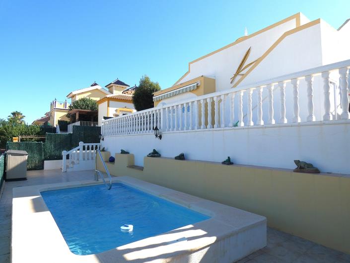 Image No.2-Villa / Independiente con 3 dormitorios en venta