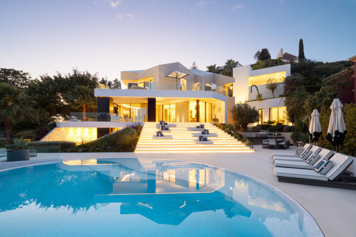 Image No.1-5 Bed Villa for sale