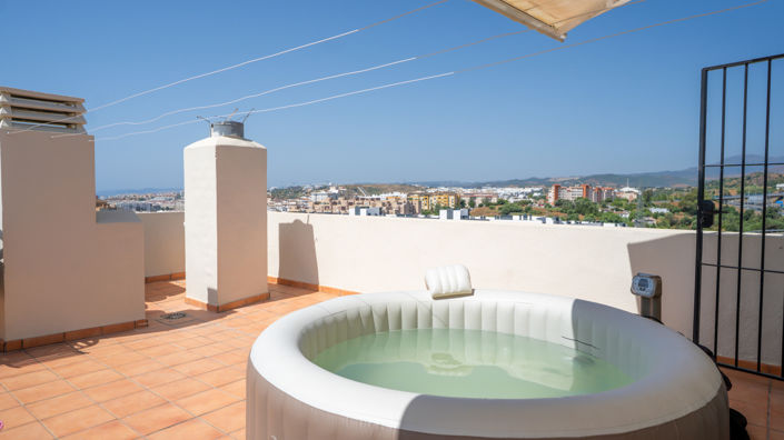 Image No.1-3 Bed Property for sale
