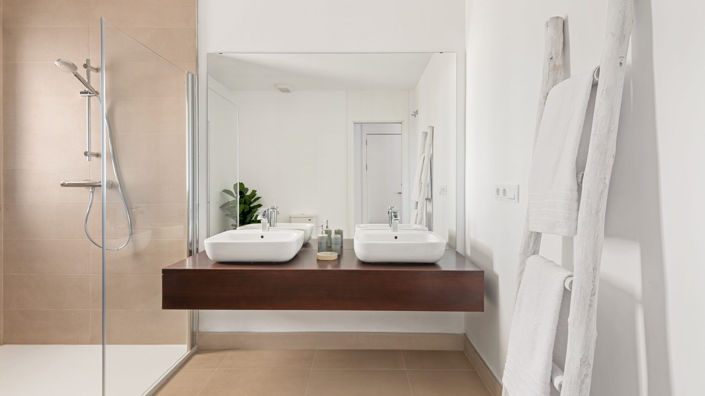 Image No.15-3 Bed Apartment for sale