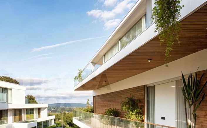 Image No.26-4 Bed Apartment for sale