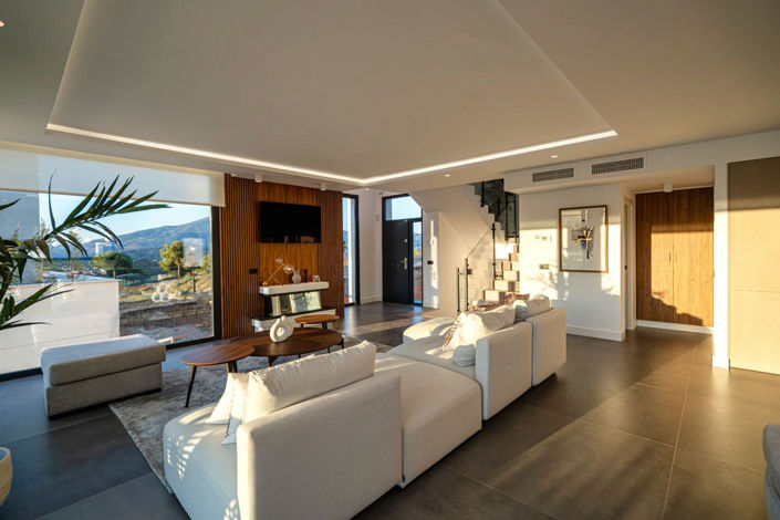 Image No.4-3 Bed Villa for sale