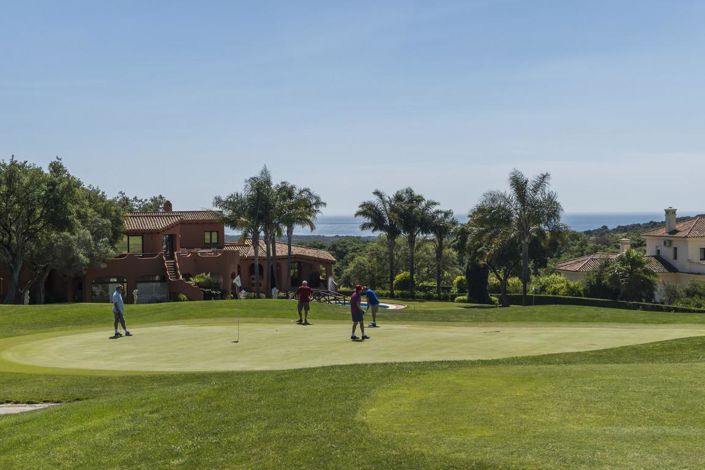 Image No.28-3 Bed Apartment for sale