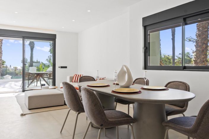 Image No.25-4 Bed Villa for sale