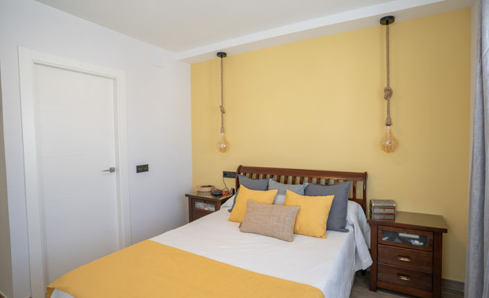 Image No.20-2 Bed Apartment for sale