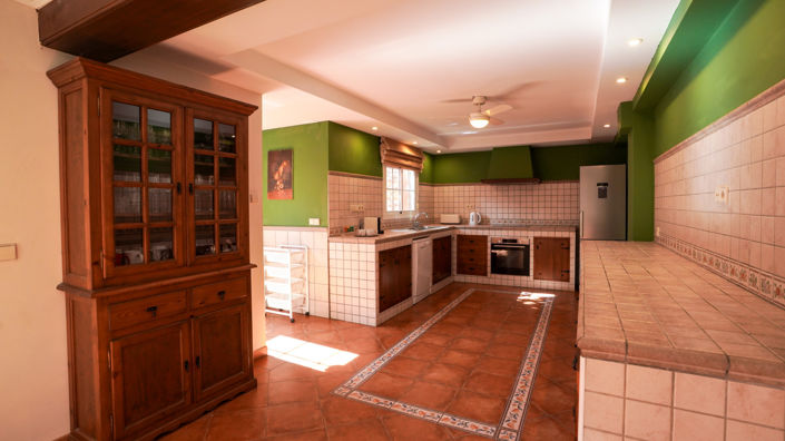 Image No.4-4 Bed Villa for sale