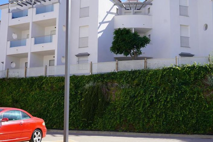 Image No.26-2 Bed Apartment for sale