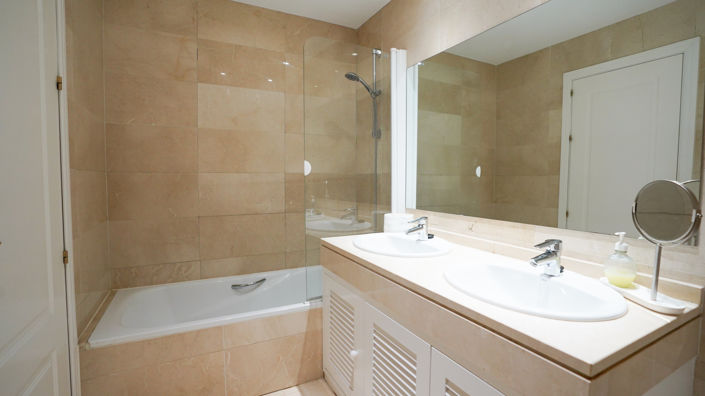 Image No.22-2 Bed Apartment for sale