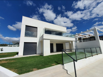 b98le8d7m9k3degpefzhs0lif8u4xzvzhwxtmggyekxx9