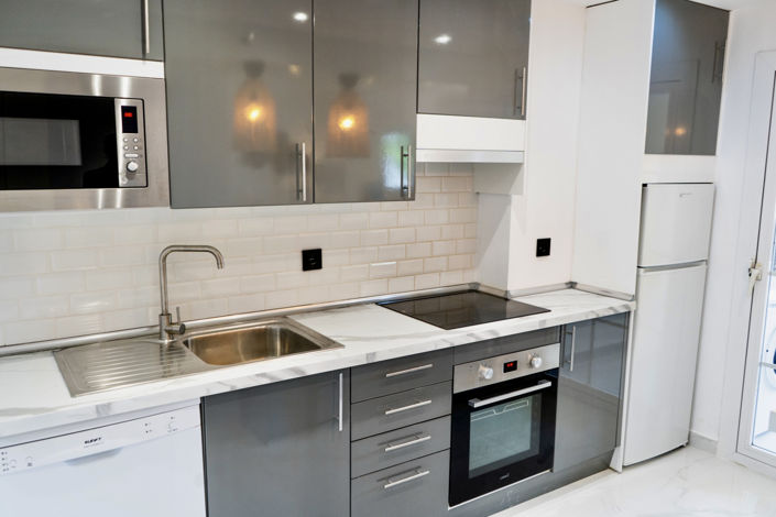 Image No.9-2 Bed Apartment for sale