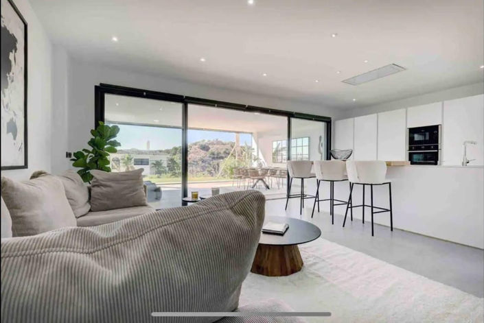 Image No.5-Appartement de 2 chambres à vendre à Estepona