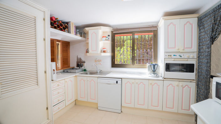 Image No.5-4 Bed Villa for sale