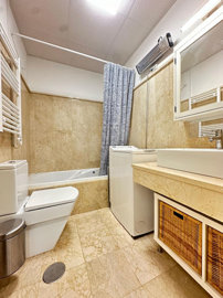 b98le8d7m9k3degpefzhs0lif8u4xzvzhwxtmggyekxx9