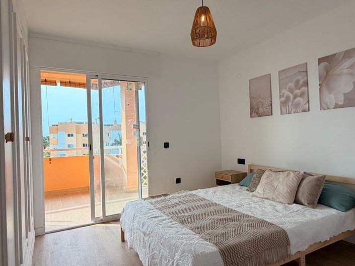 Image No.26-3 Bed Apartment for sale