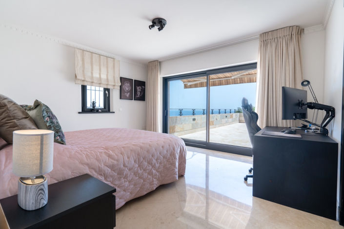 Image No.11-5 Bed Villa for sale