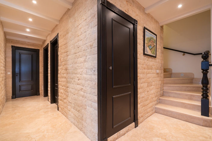 Image No.20-5 Bed Villa for sale