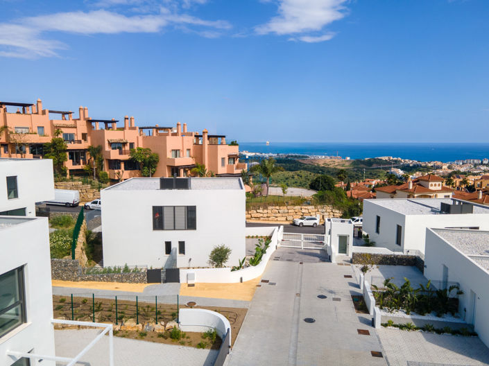 Image No.29-4 Bed Villa for sale