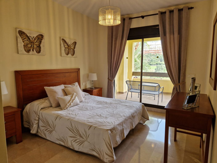 Image No.18-2 Bed Apartment for sale