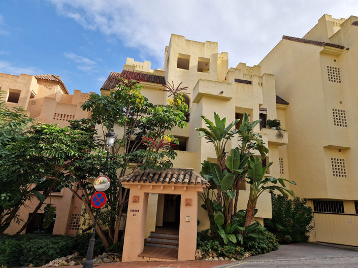 Image No.32-2 Bed Apartment for sale