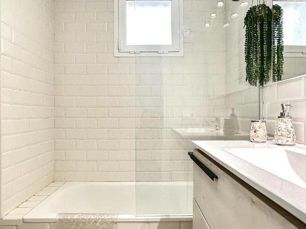 Image No.20-2 Bed Apartment for sale