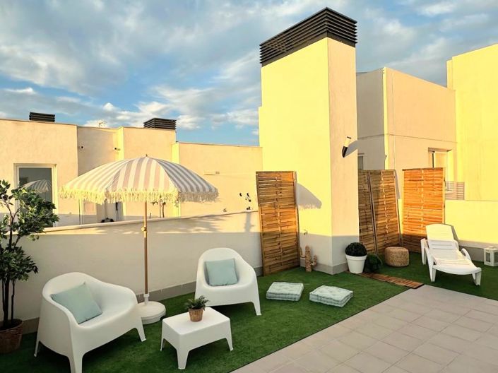 Image No.24-3 Bed Penthouse for sale