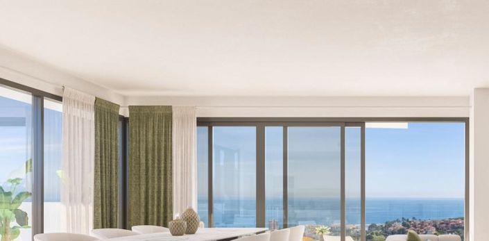 Image No.20-3 Bed Apartment for sale