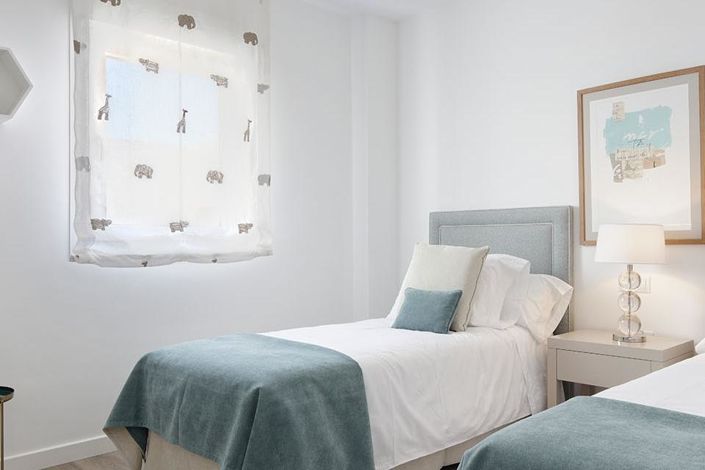 Image No.25-4 Bed Apartment for sale