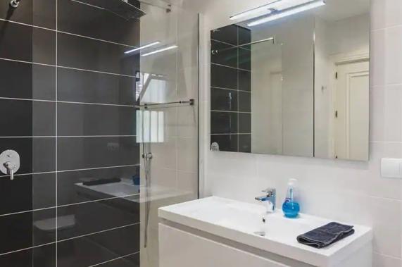 Image No.22-2 Bed Apartment for sale