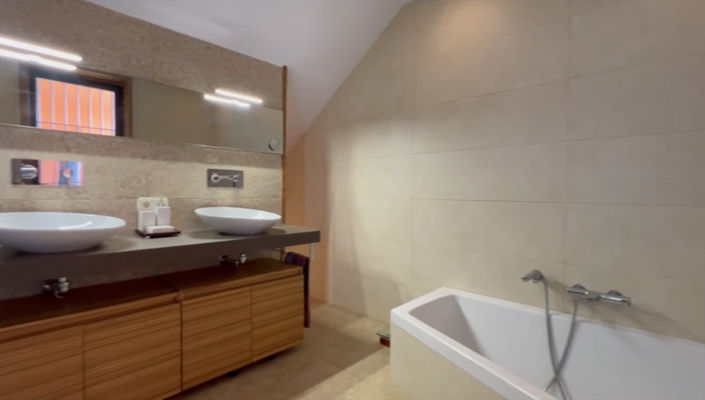 Image No.17-3 Bed Penthouse for sale